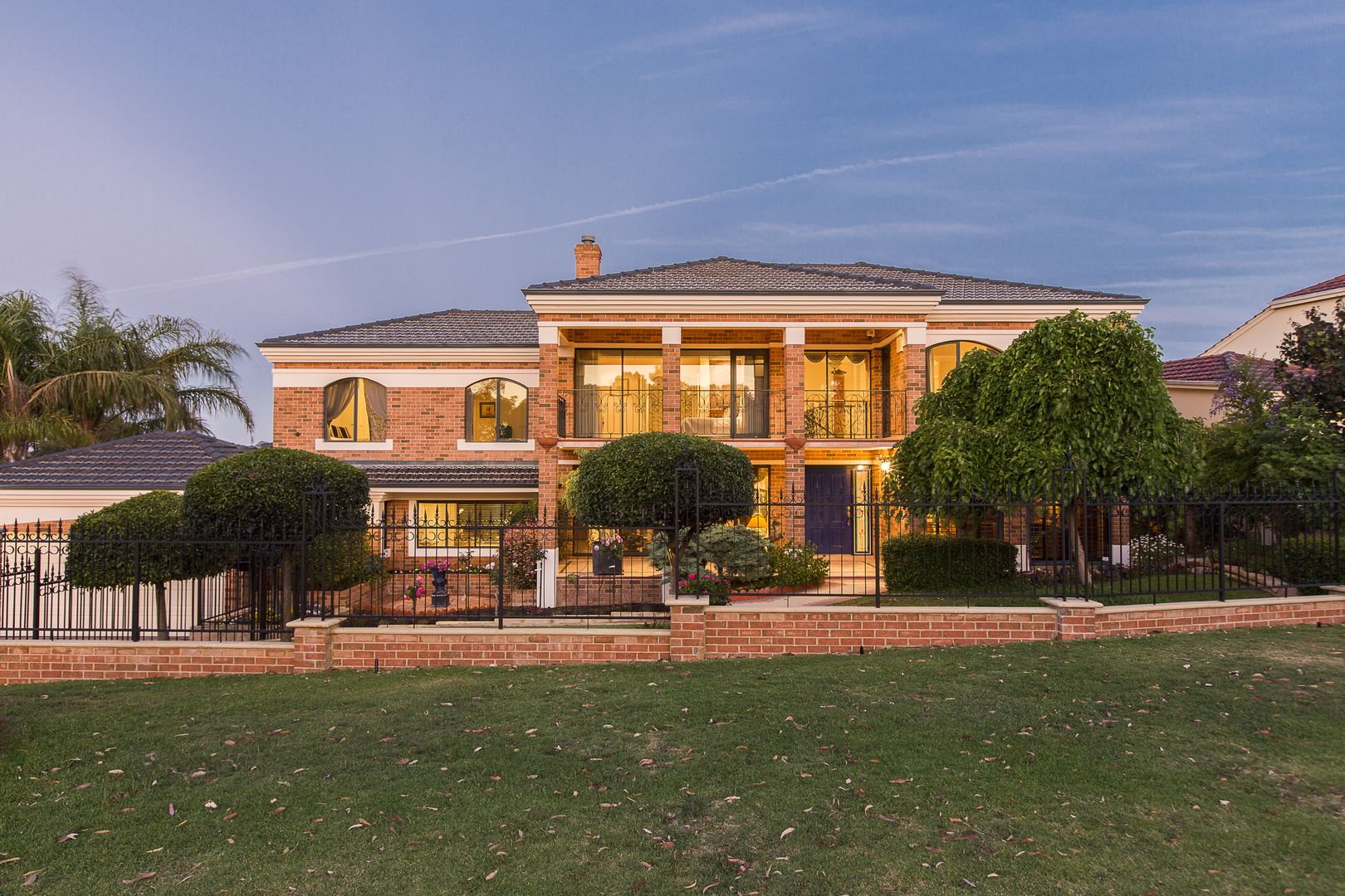 8 Erskine Place, City Beac Property History & Address Research Domain