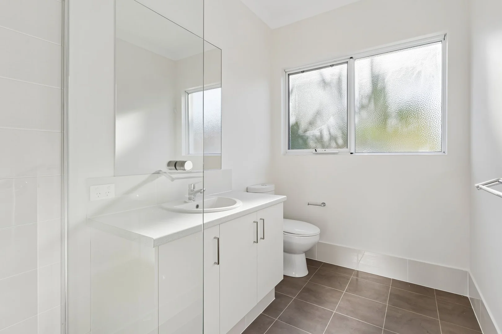 Additional image 12 of 13A Oakland Avenue, Cloverdale WA 6105