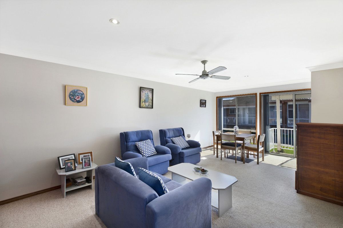 35 Gilbert Avenue, Gorokan NSW 2263, Image 1