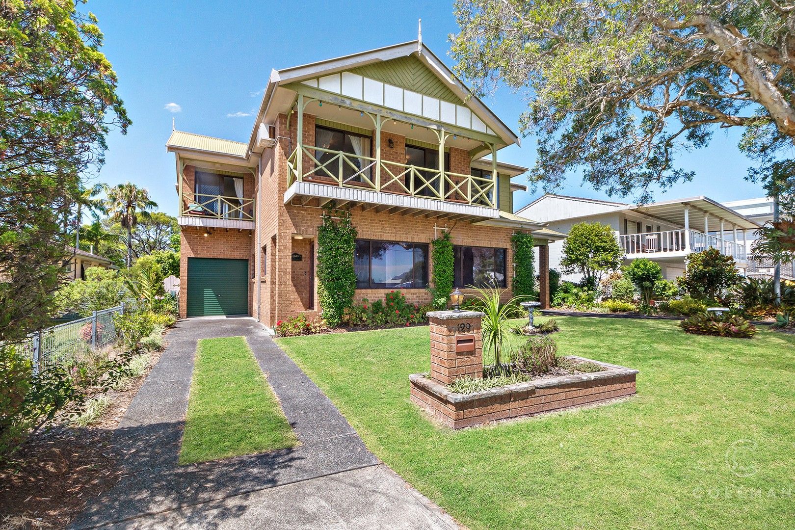 129 Buff Point Avenue, Buff Point Property History & Address Research