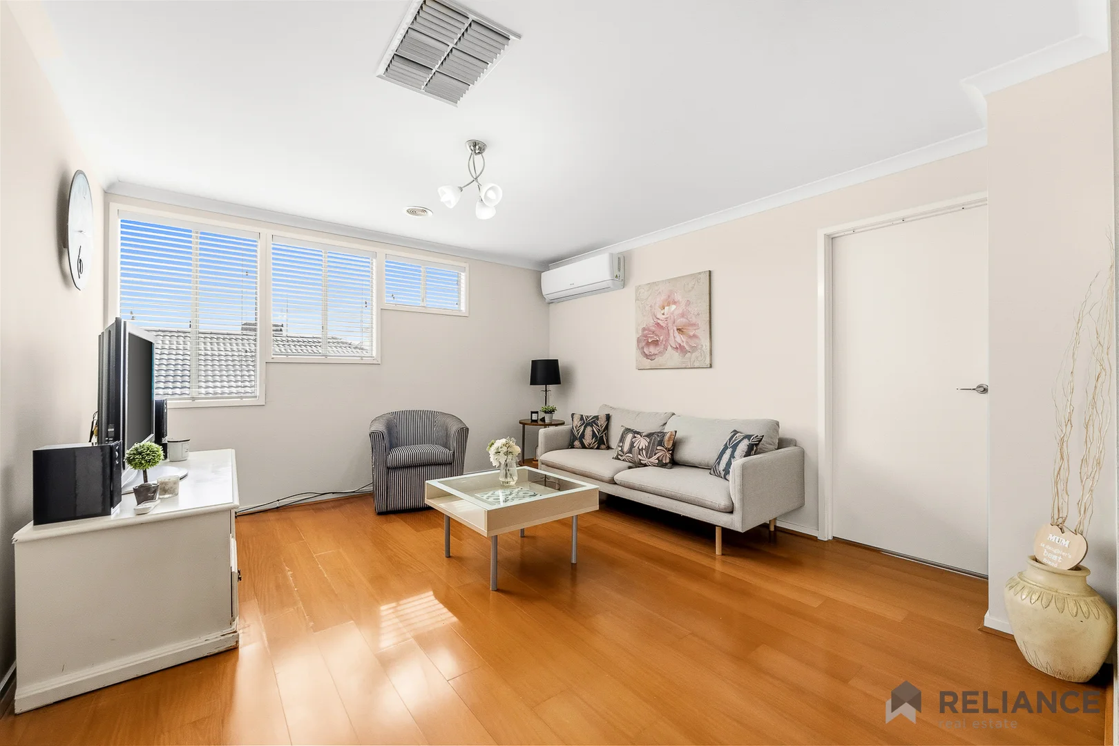 Additional image 11 of 12 Girraween Crescent, Craigieburn VIC 3064