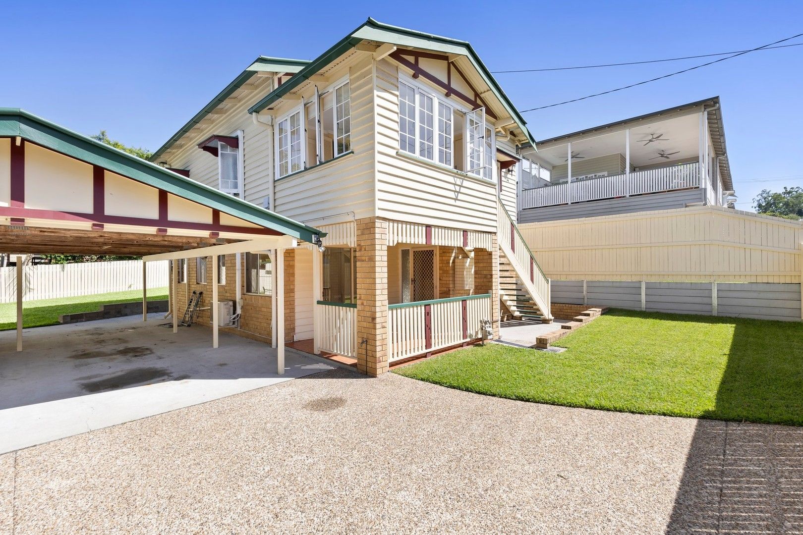 2 bedrooms Townhouse in 1/4 Waterford Street ALDERLEY QLD, 4051