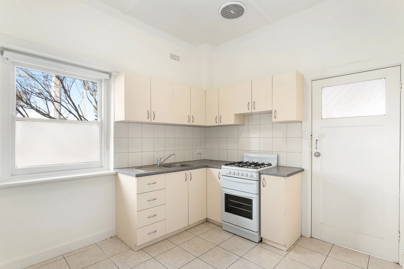 Additional image 3 of 1/415 Hampton Street, Hampton VIC 3188