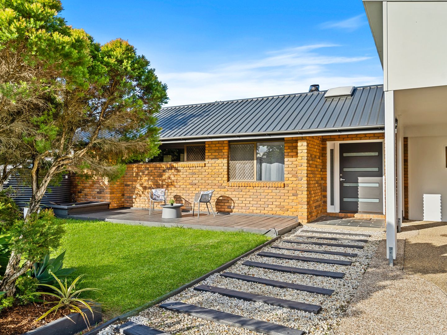 12 Fairford Court, Tingalpa QLD 4173, Image 2