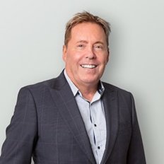 Garry Donovan, Sales representative