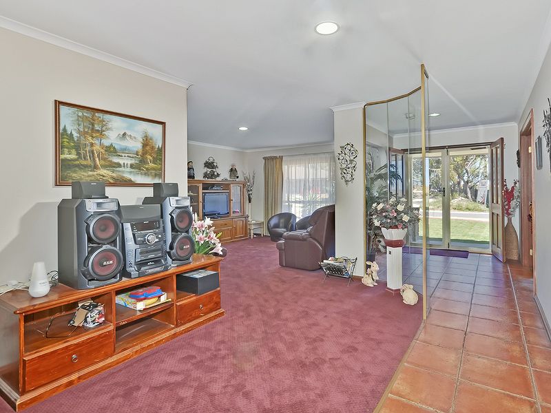 18 Warner Court, Sandy Creek SA 5350, Image 1