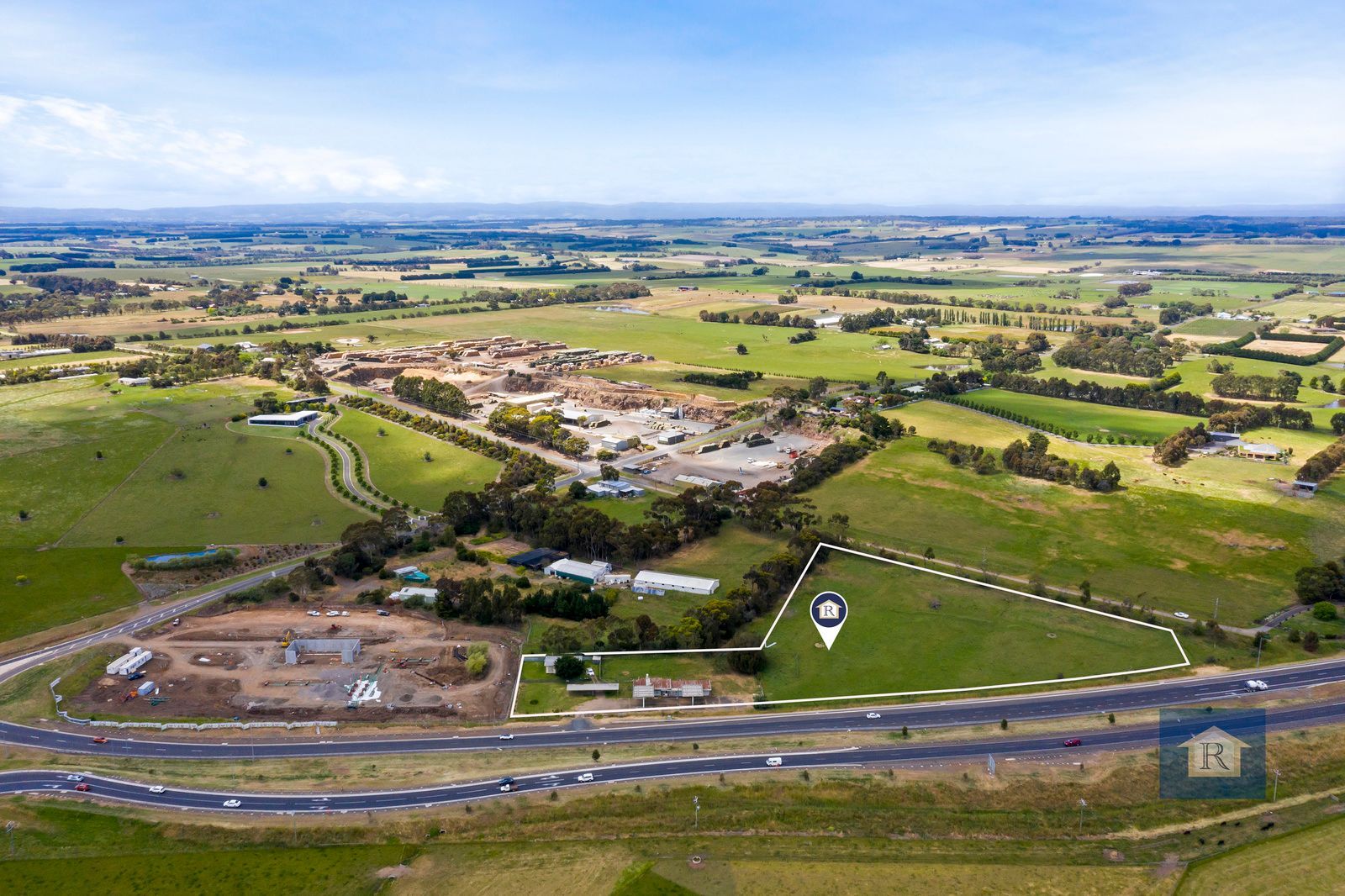 6295 Princes Highway, Colac East VIC 3250