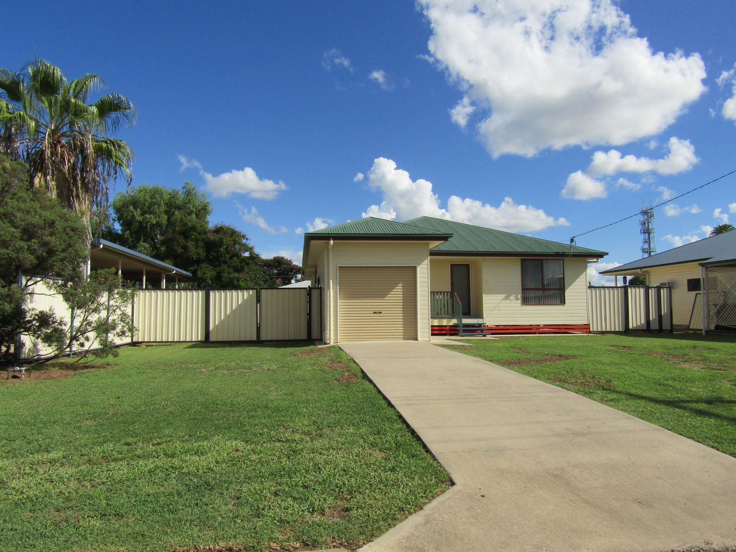 11 Boonery Street, Blackwater Property History & Address Research Domain