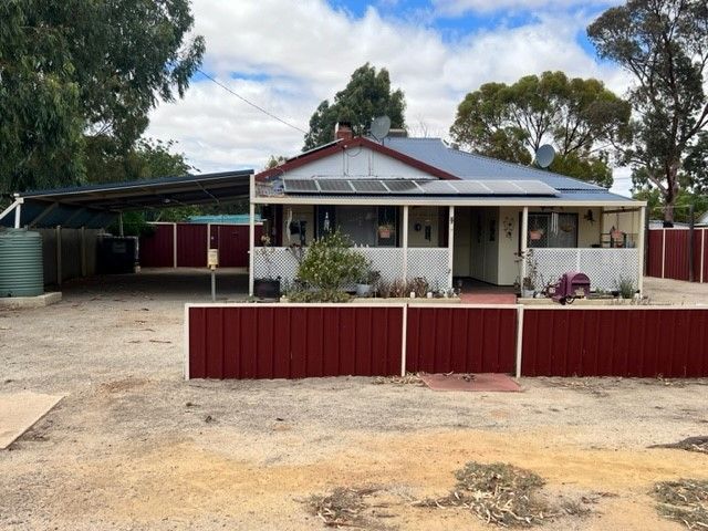 17 Hay Street, Merredin WA 6415, Image 0