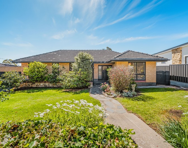 4 Thomas Street, Seacliff Park SA 5049