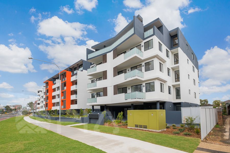 2 bedrooms Apartment / Unit / Flat in 83/300-308 Great Western Highway WENTWORTHVILLE NSW, 2145