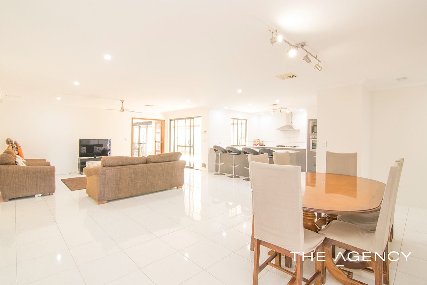 20 Solymar Circle, Burns Beach WA 6028, Image 2