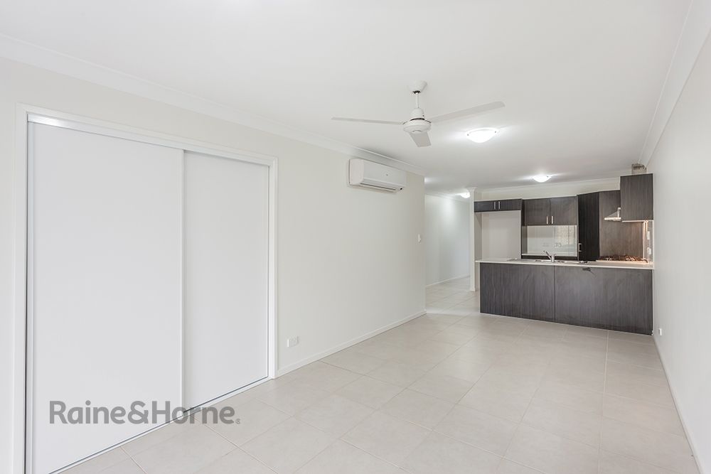 2/11 Sienna Drive, Glenvale QLD 4350, Image 2