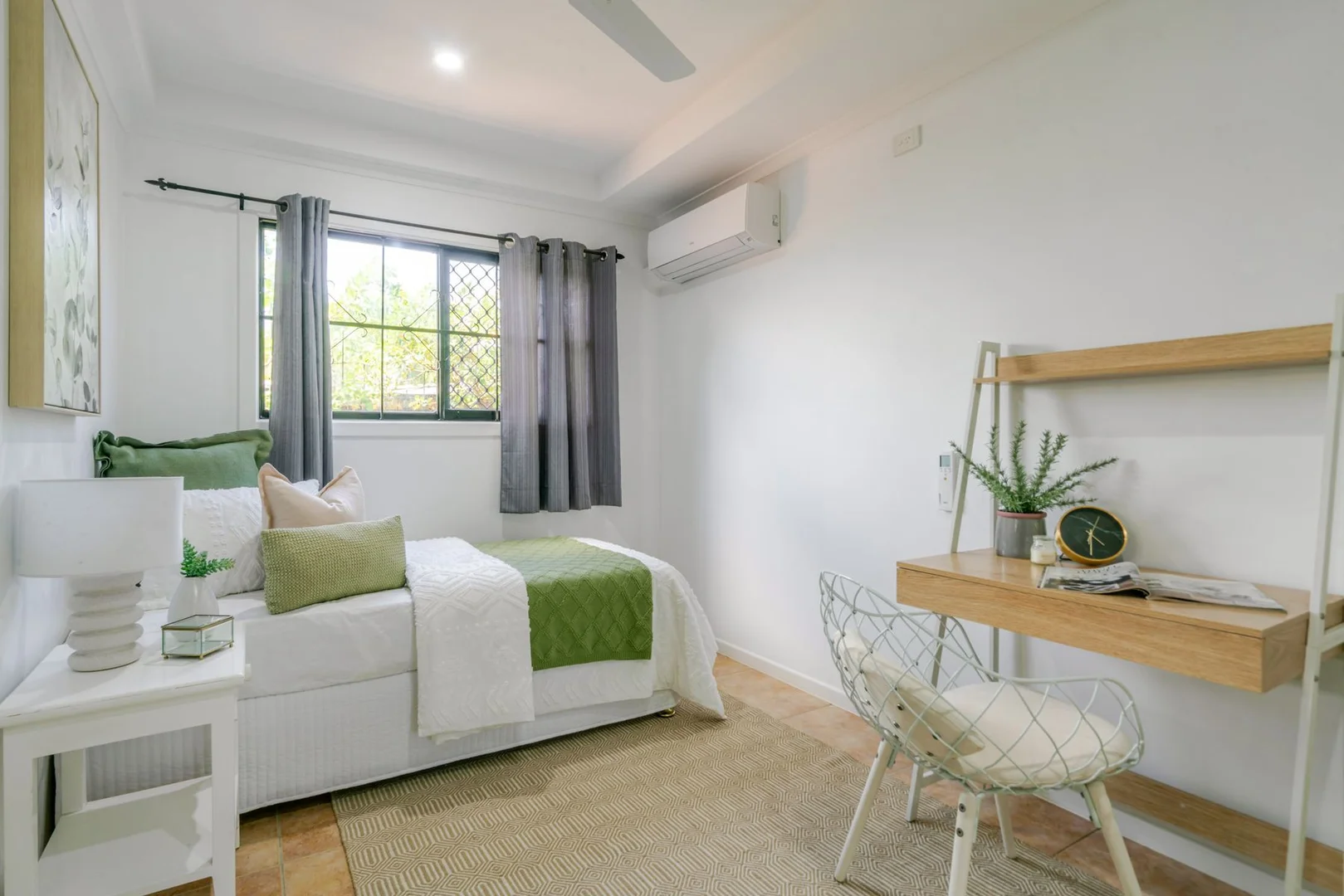 Additional image 12 of 28 Earl, Westcourt QLD 4870