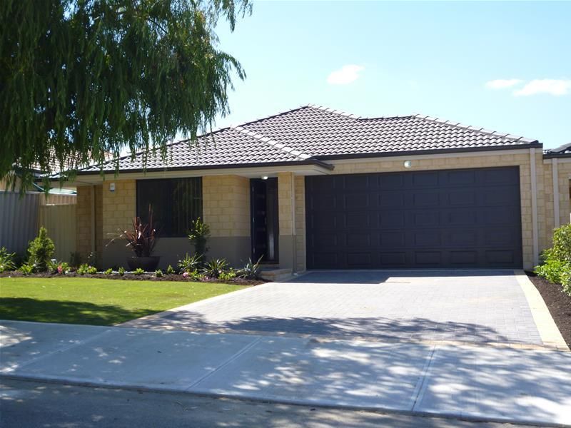 3 bedrooms Townhouse in 28B Almurta Street NOLLAMARA WA, 6061