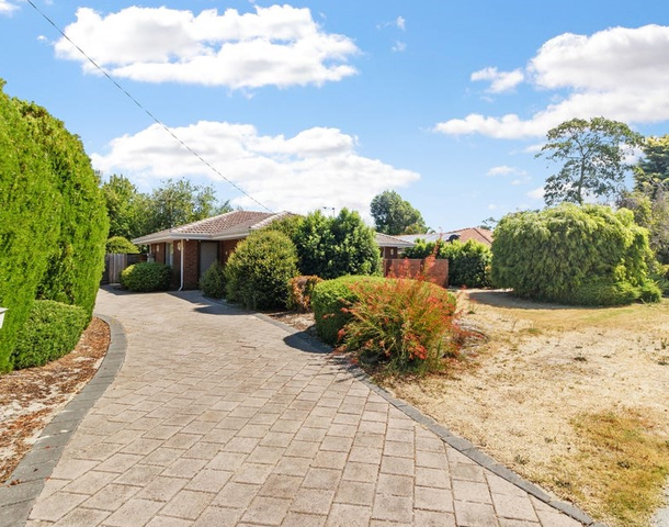 4 Duketon Way, Kenwick WA 6107