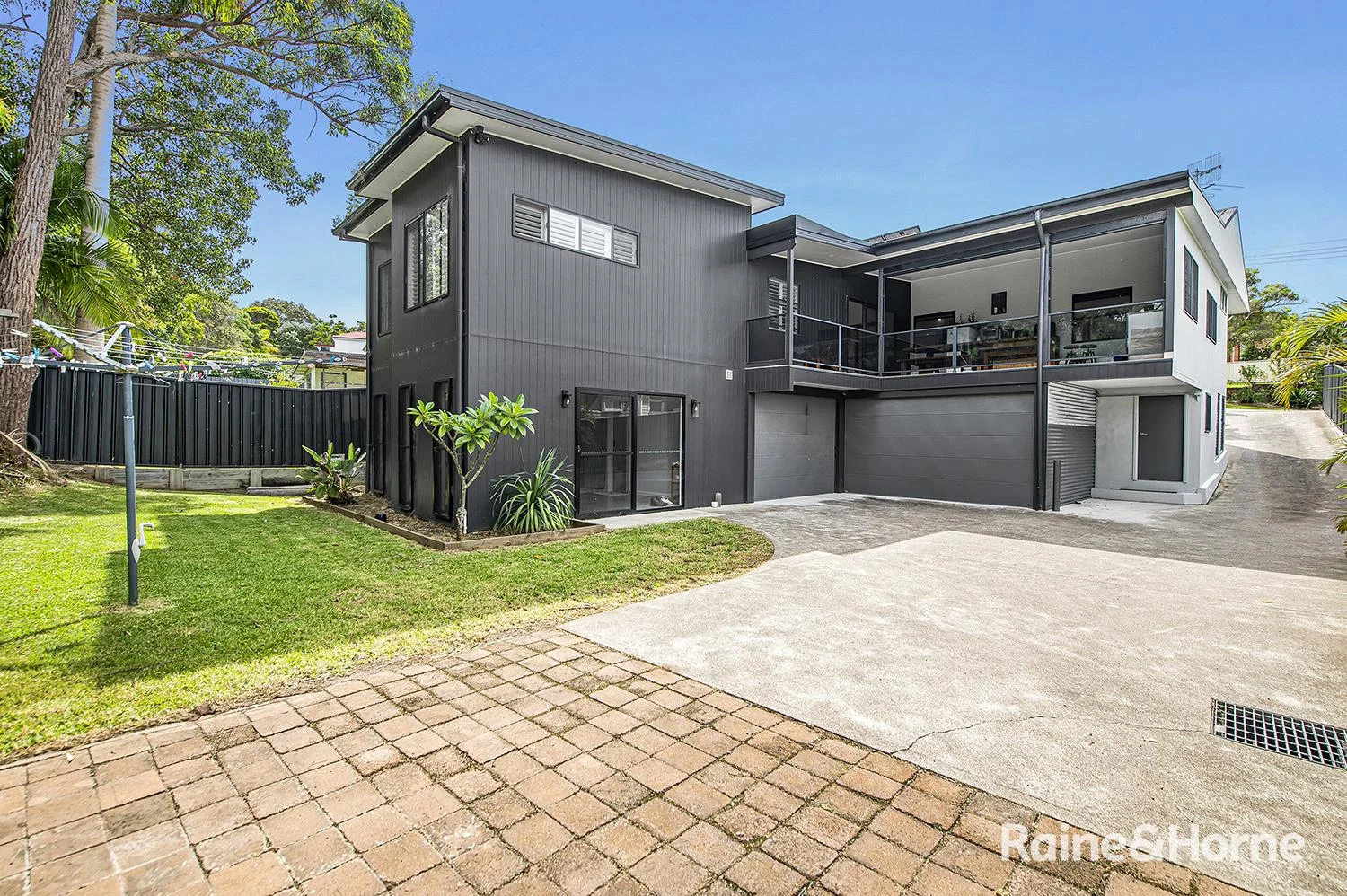 24 Kananook Crescent, Belmont North NSW 2280