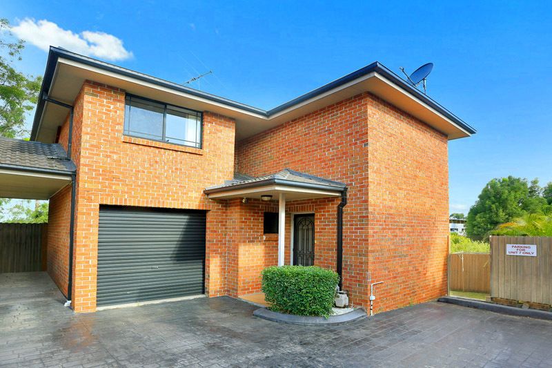 3 bedrooms Townhouse in 7/145 Pennant Street PARRAMATTA NSW, 2150