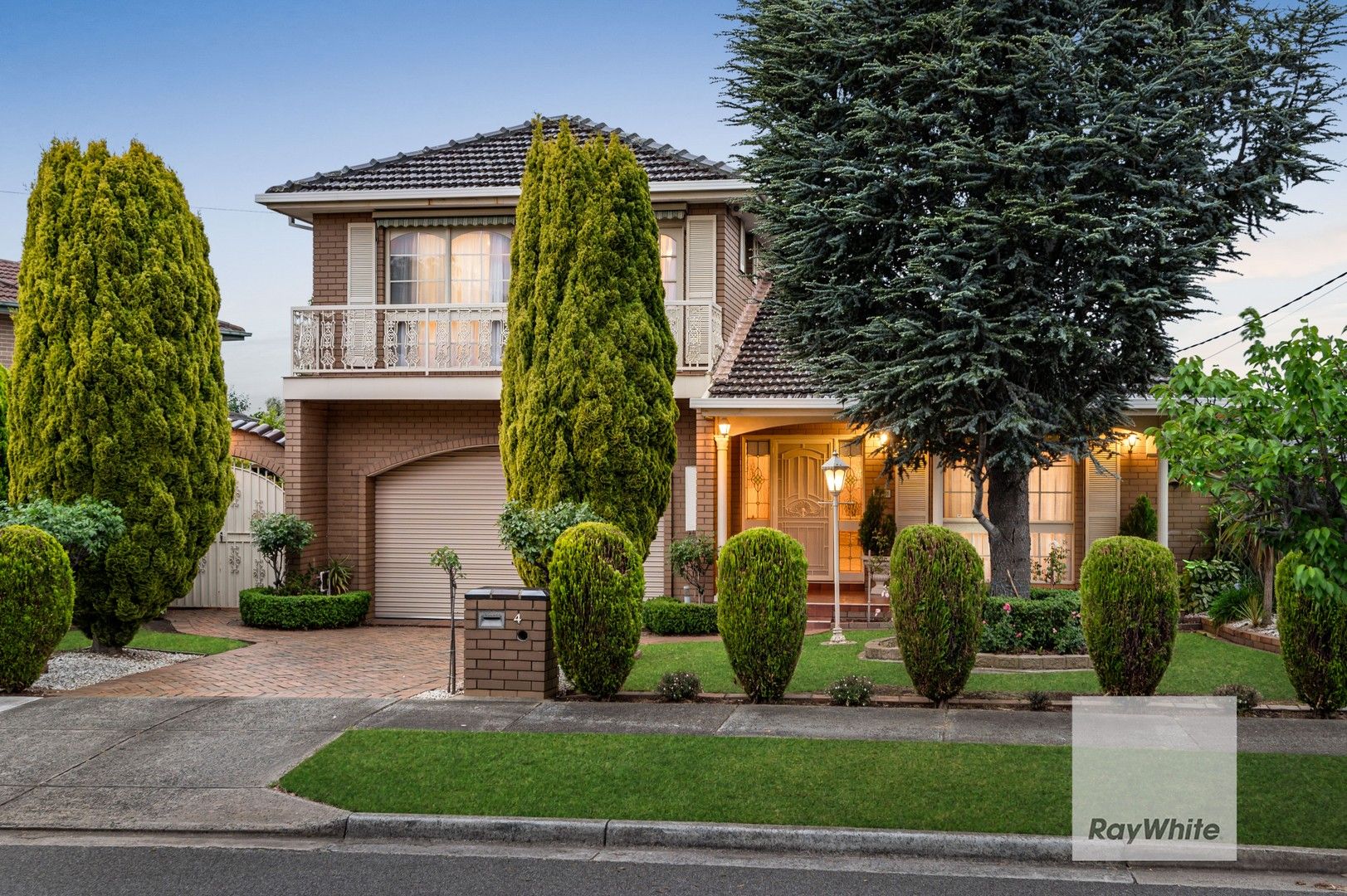 4 Costain Court, Gladstone Park VIC 3043, Image 0