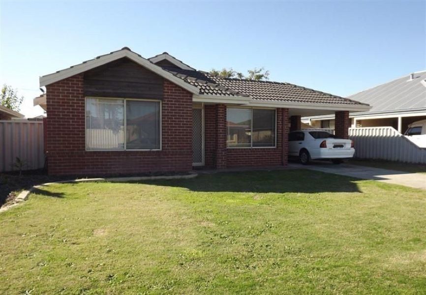 19 Deakin Elbow, Eaton WA 6232, Image 0