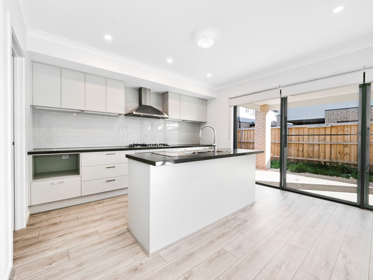 36 Thredbo Cres, Clyde VIC 3978 House For Rent 650 Domain