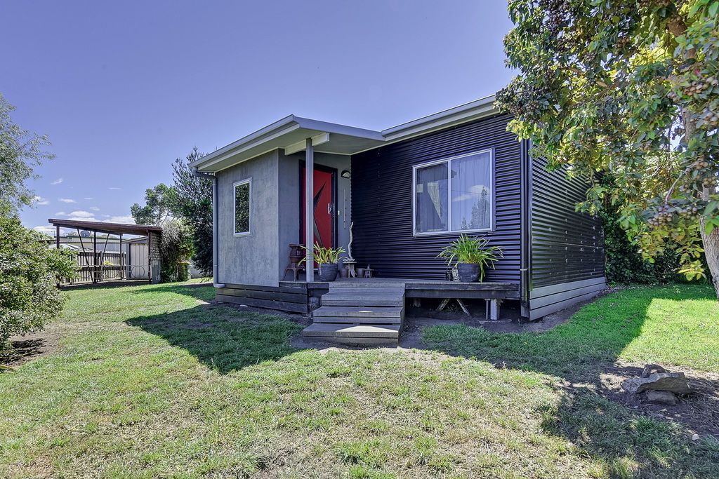 10 Mongana Street, Dodges Ferry TAS 7173, Image 1