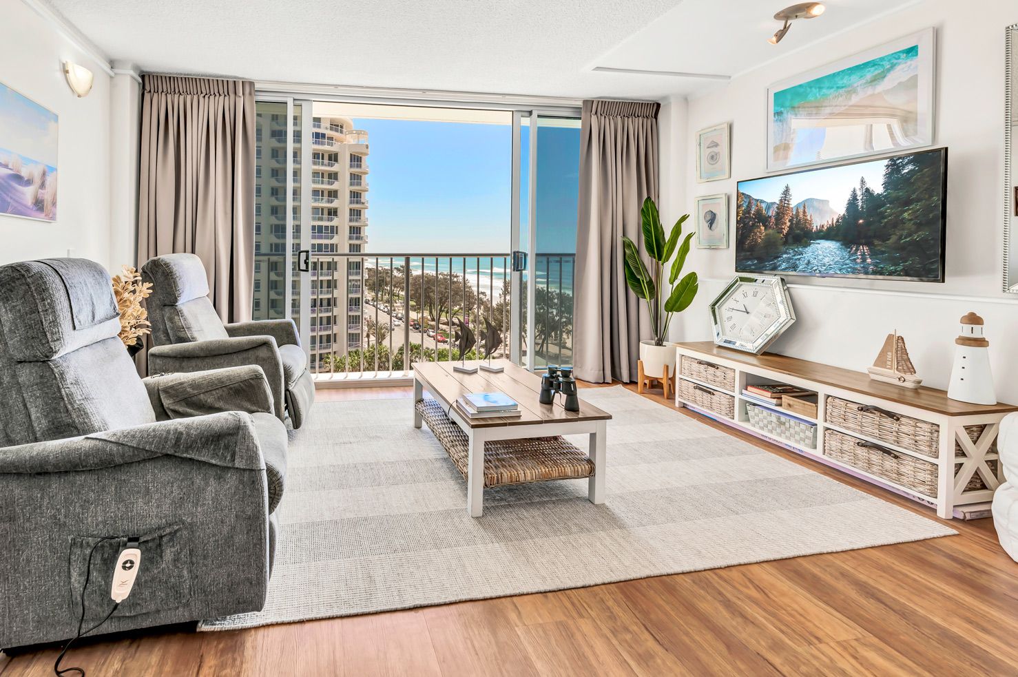 604/44-52 The Esplanade, Surfers Paradise QLD 4217, Image 2