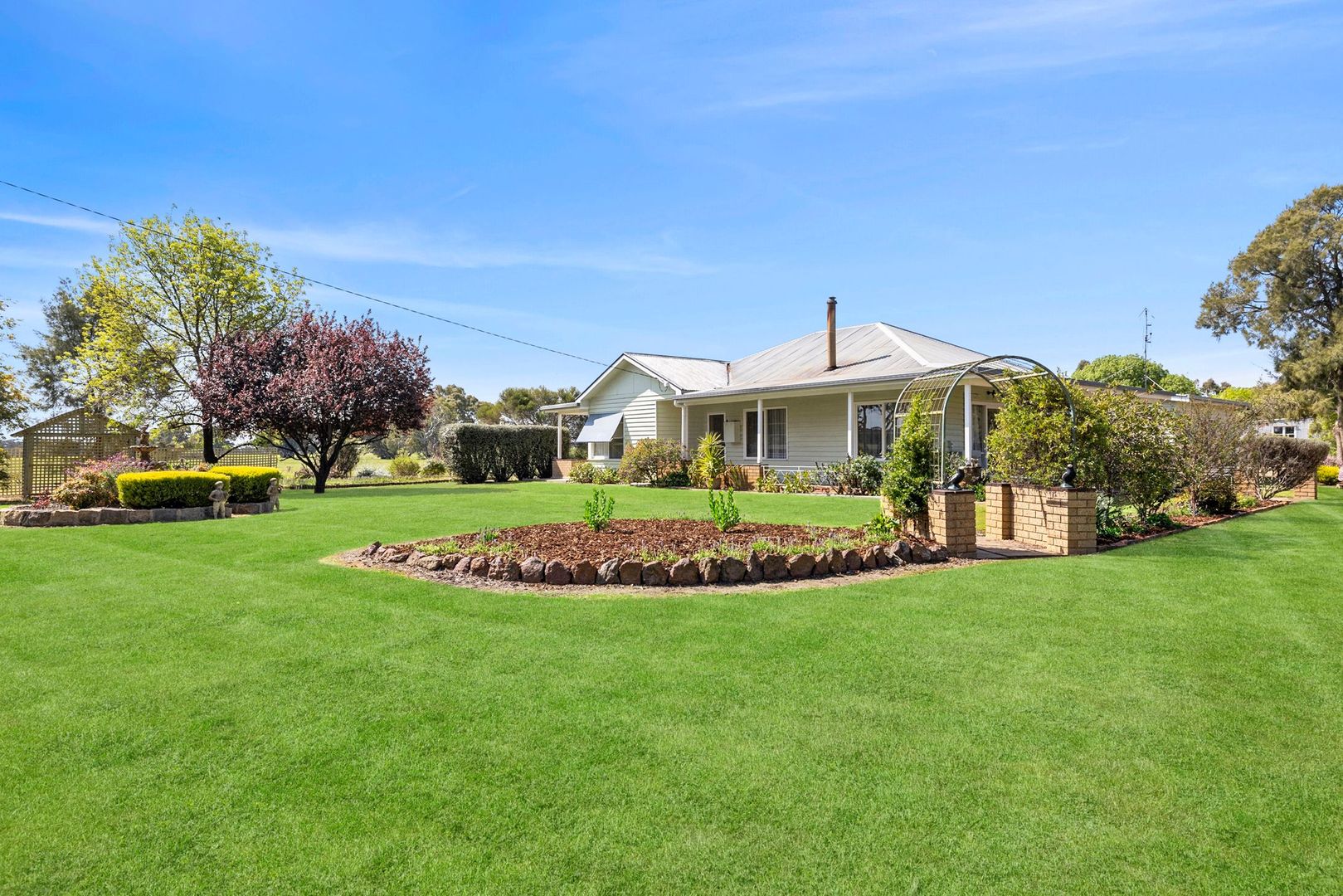 8163 Donald Stawell Road, Stawell VIC 3380, Image 2