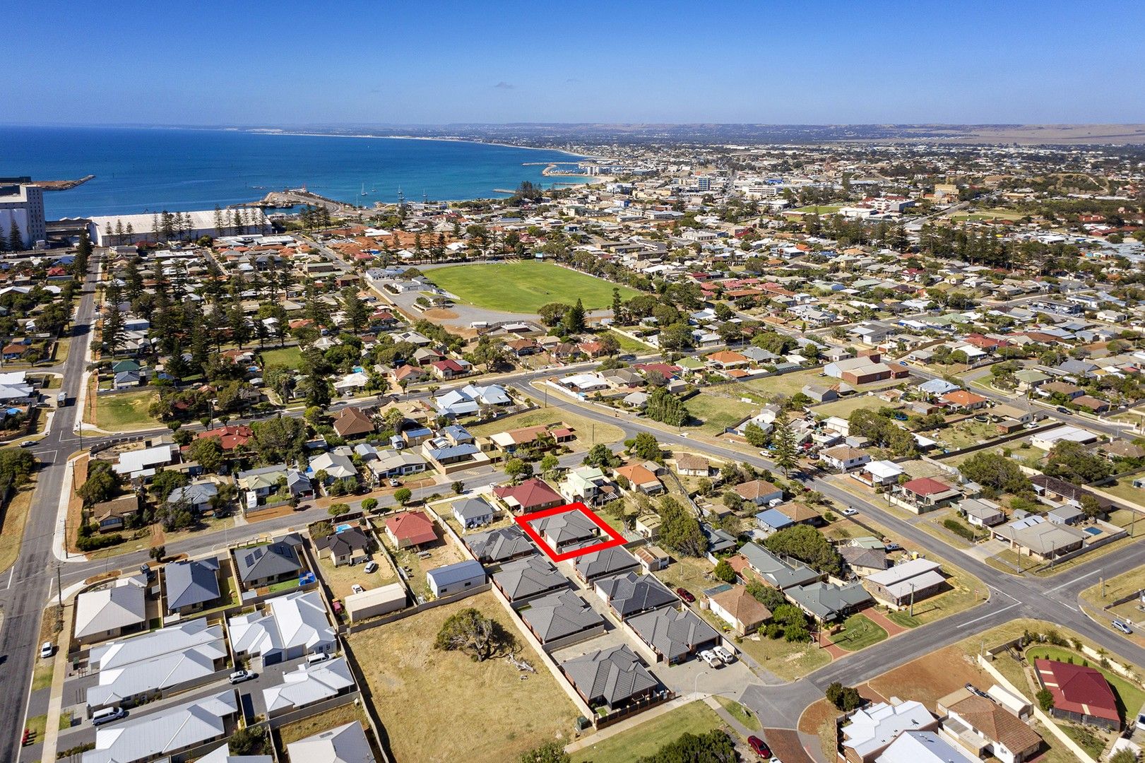 3 bedrooms House in 4/27 Stroud Street BEACHLANDS WA, 6530