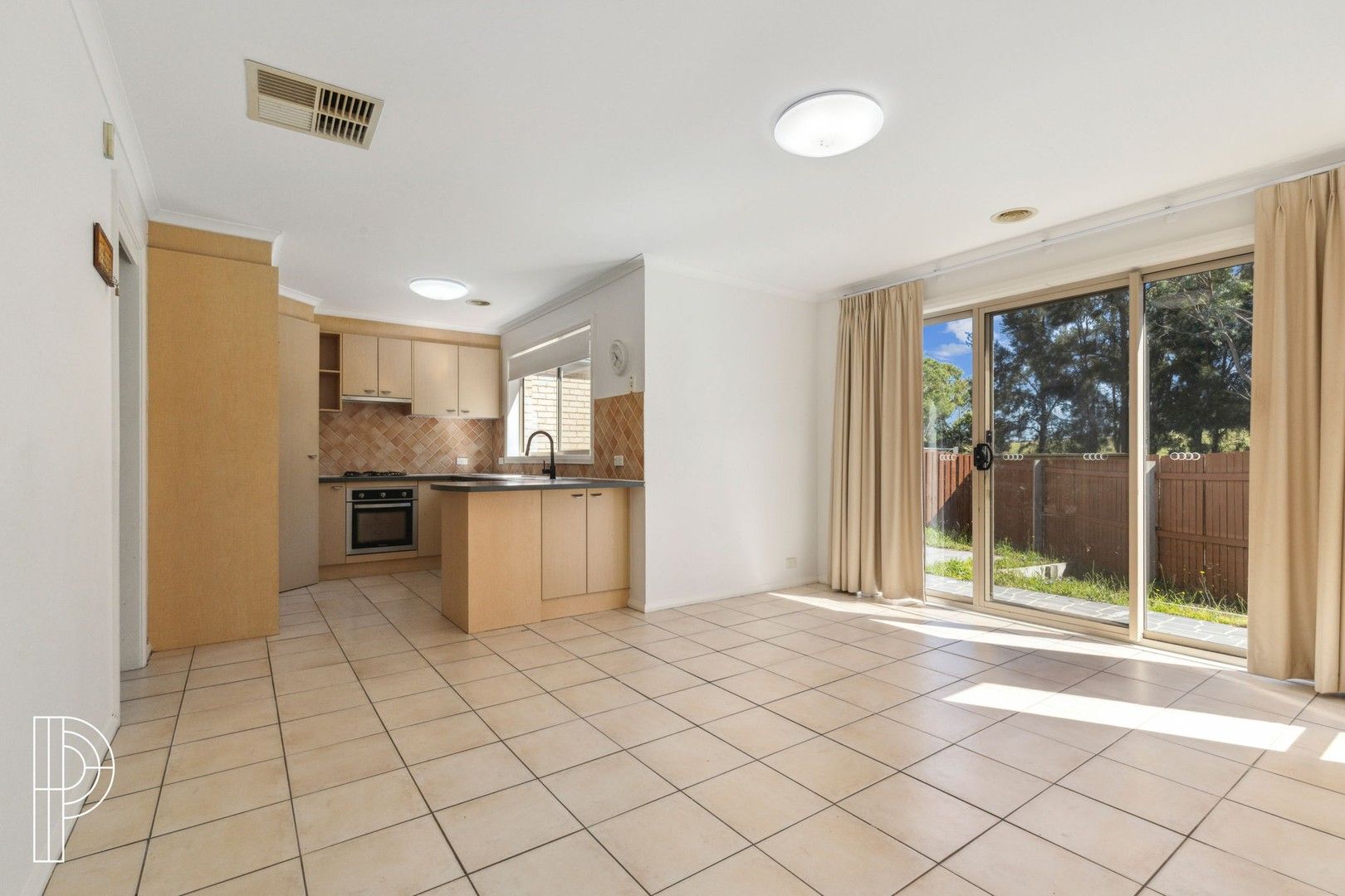 3 bedrooms House in 2/26 Margany Close NGUNNAWAL ACT, 2913