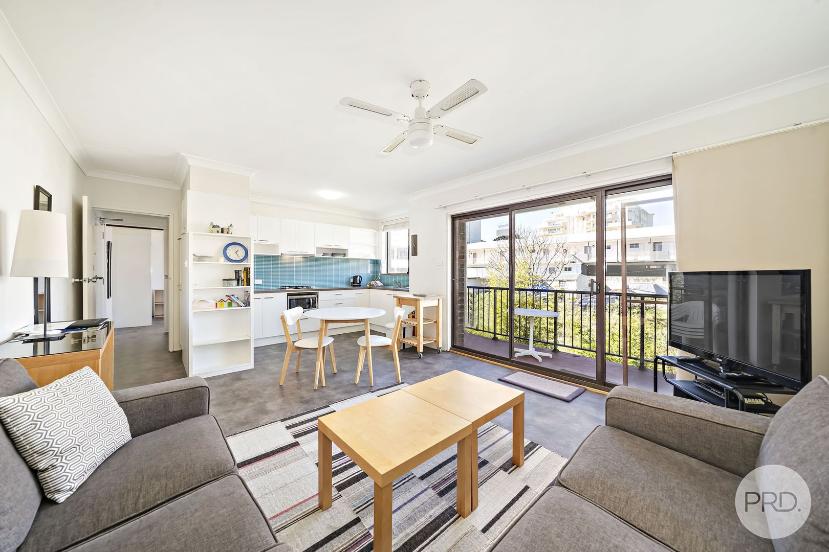 8/16 Messines Street, Shoal Bay NSW 2315, Image 1