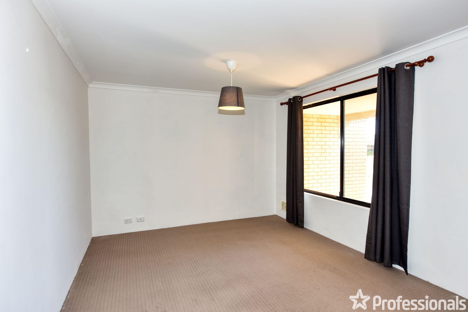 11 Thames Way, Warnbro WA 6169, Image 1