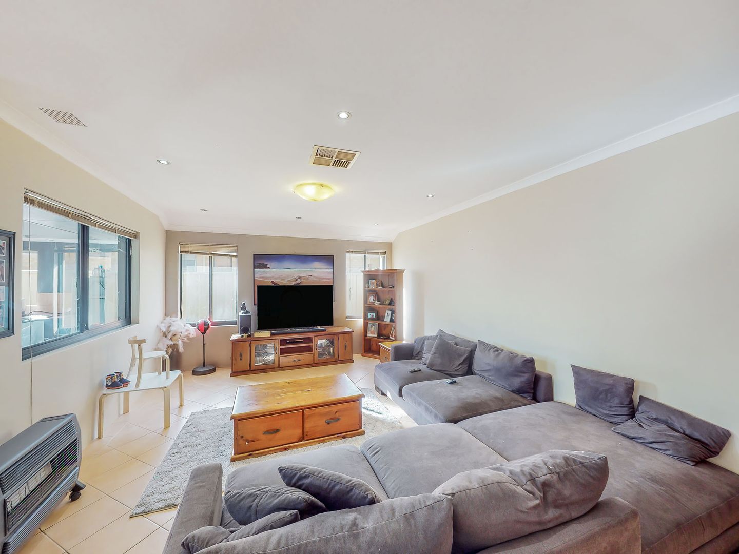 12 Brenchley Drive, Atwell WA 6164, Image 1