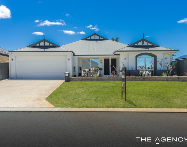 7 Gaston Road, Secret Harbour WA 6173