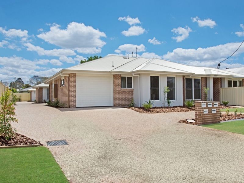 2 bedrooms Apartment / Unit / Flat in 1/17 Phyllis Street HARRISTOWN QLD, 4350