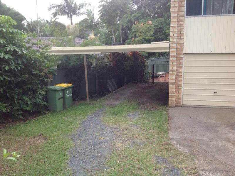 42 Dandar Drive, Southport QLD 4215, Image 2
