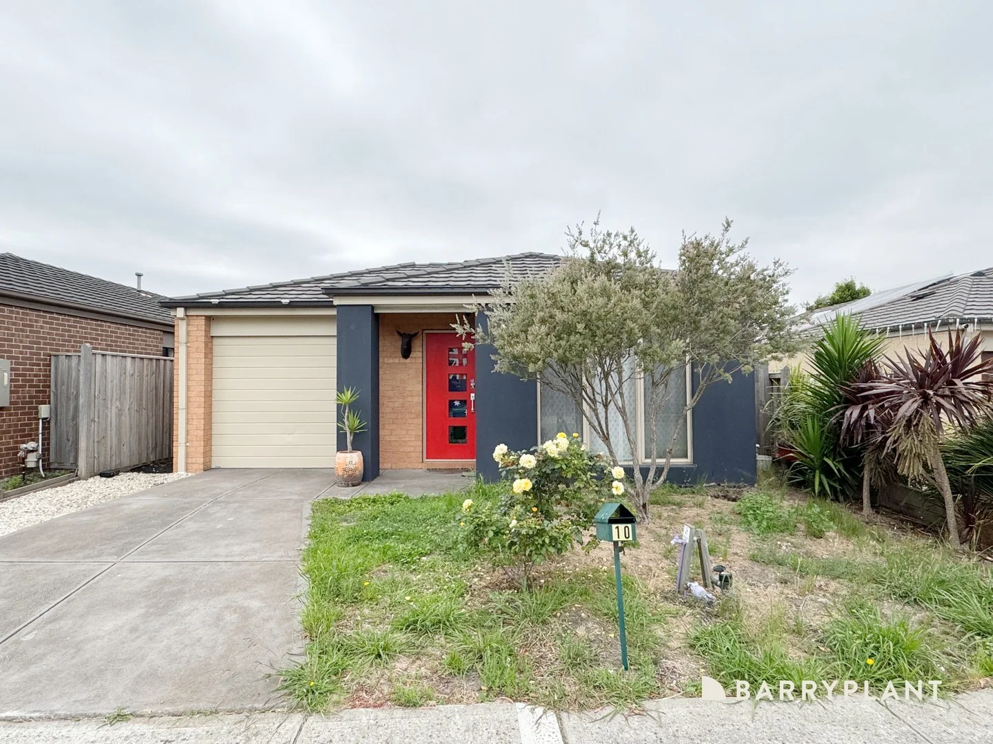 10 Heathfield Lane, Officer VIC 3809