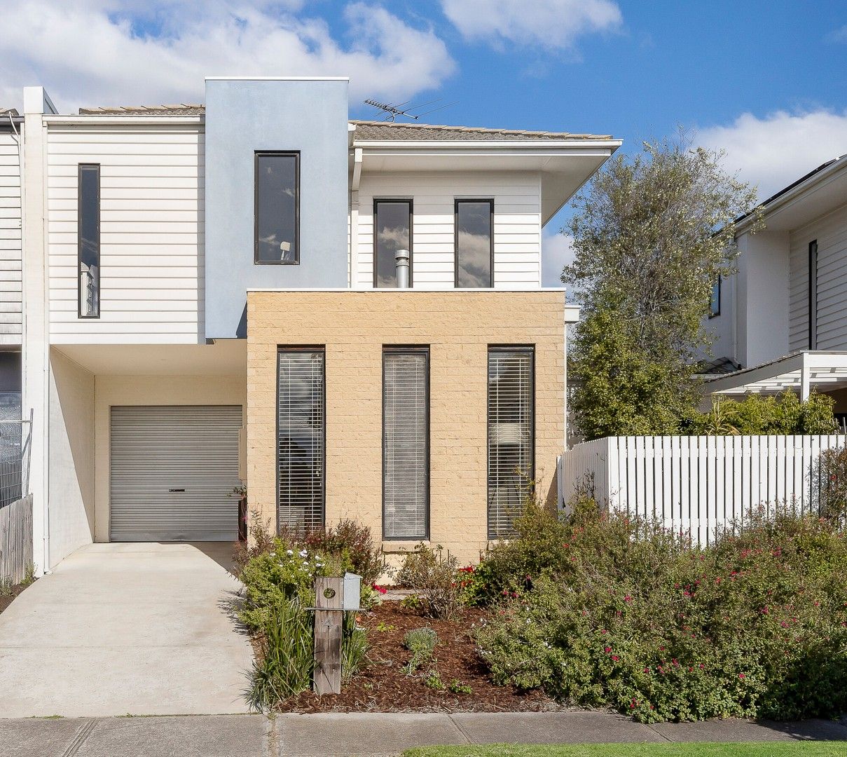 4 Hutchins Close, Mordialloc VIC 3195, Image 1