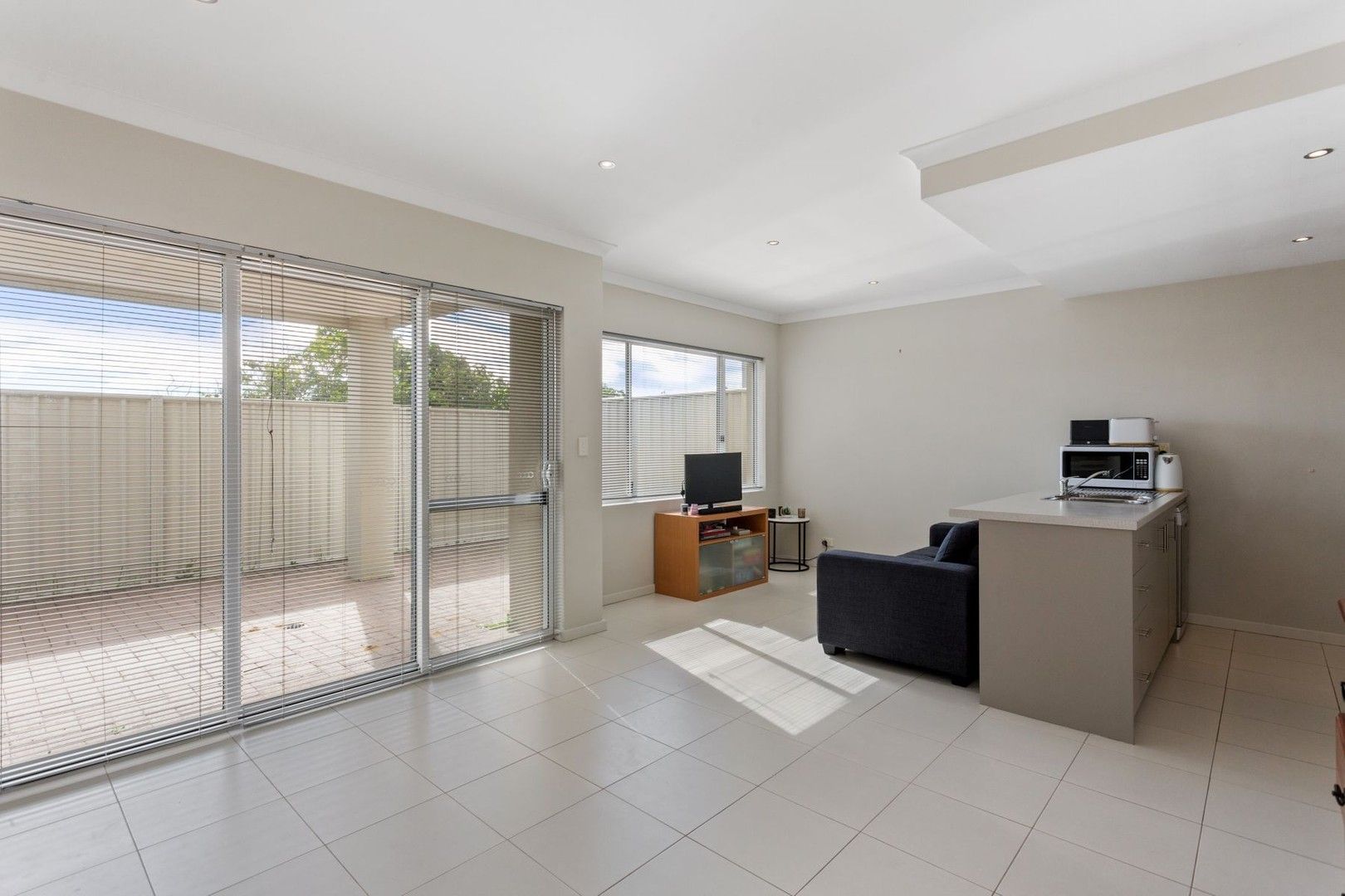 9/1 Lomax Court, Beeliar WA 6164, Image 0