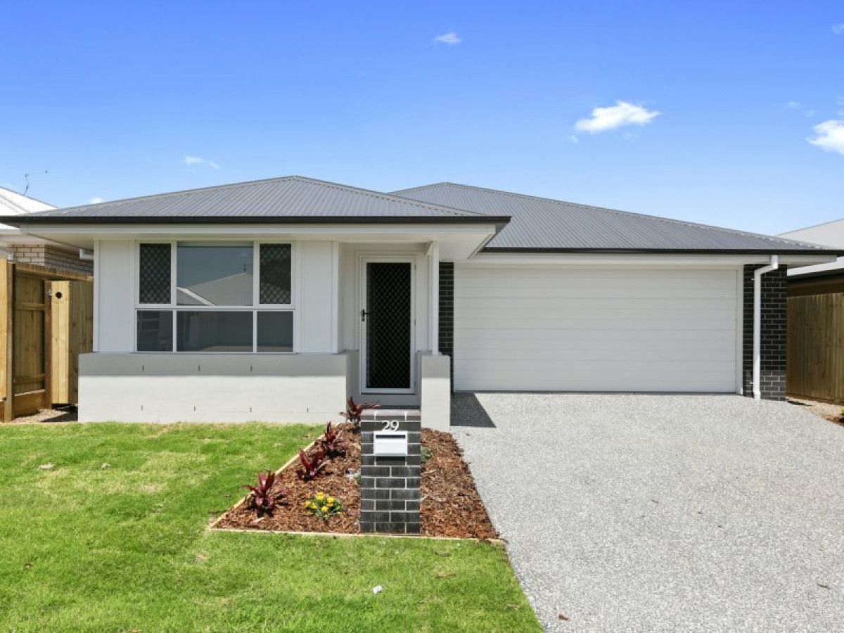 4 bedrooms House in 29 Kingsdale Avenue THORNLANDS QLD, 4164