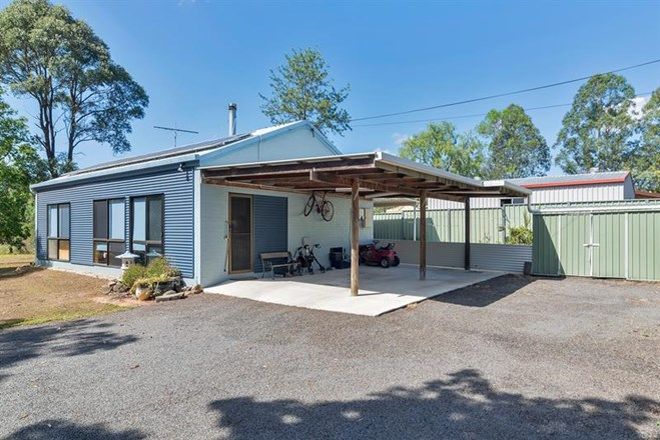 Picture of 28 Stewart Street, WITHCOTT QLD 4352