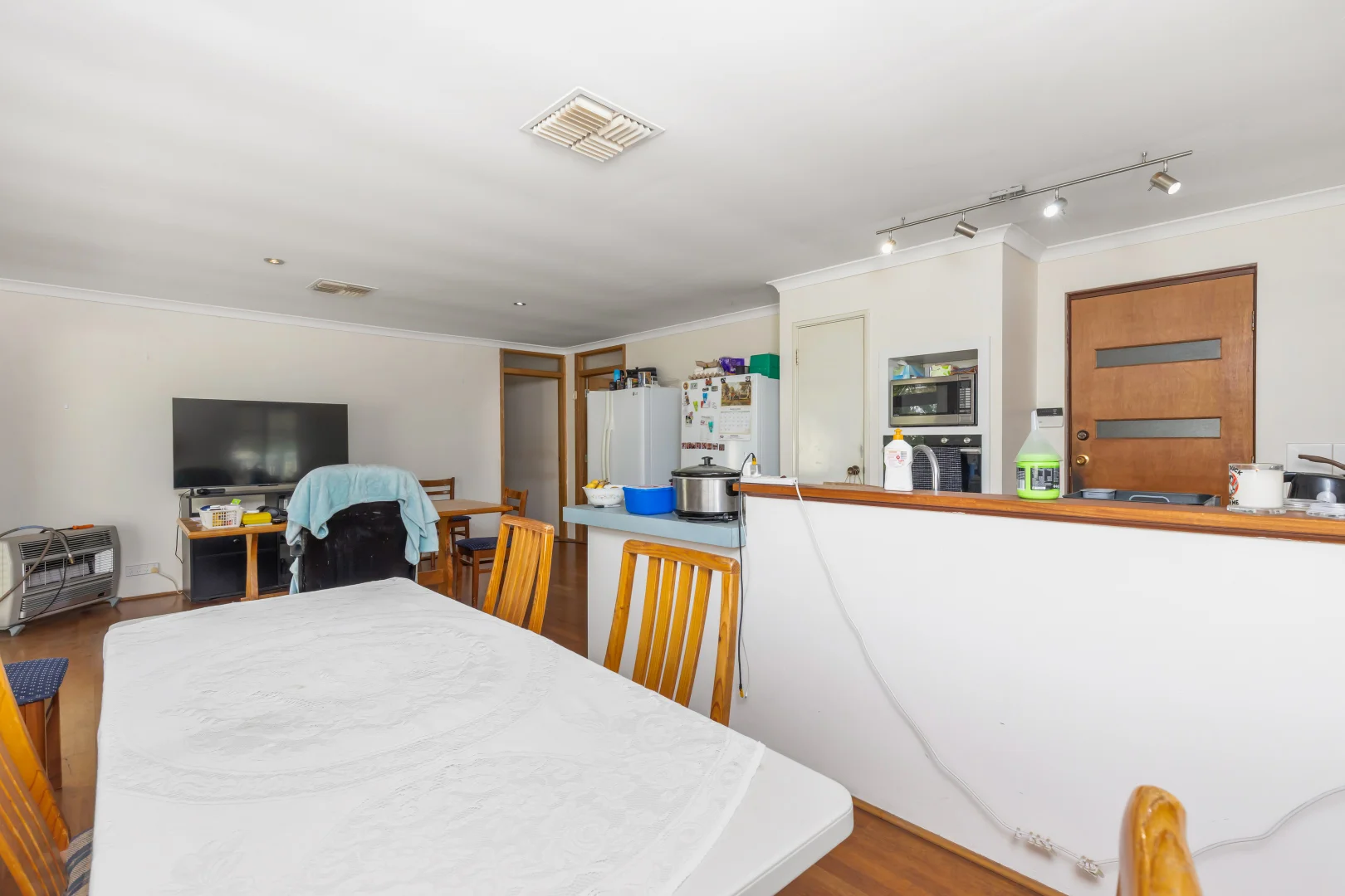 Additional image 9 of 18 Lakewook Cove, Kenwick WA 6107