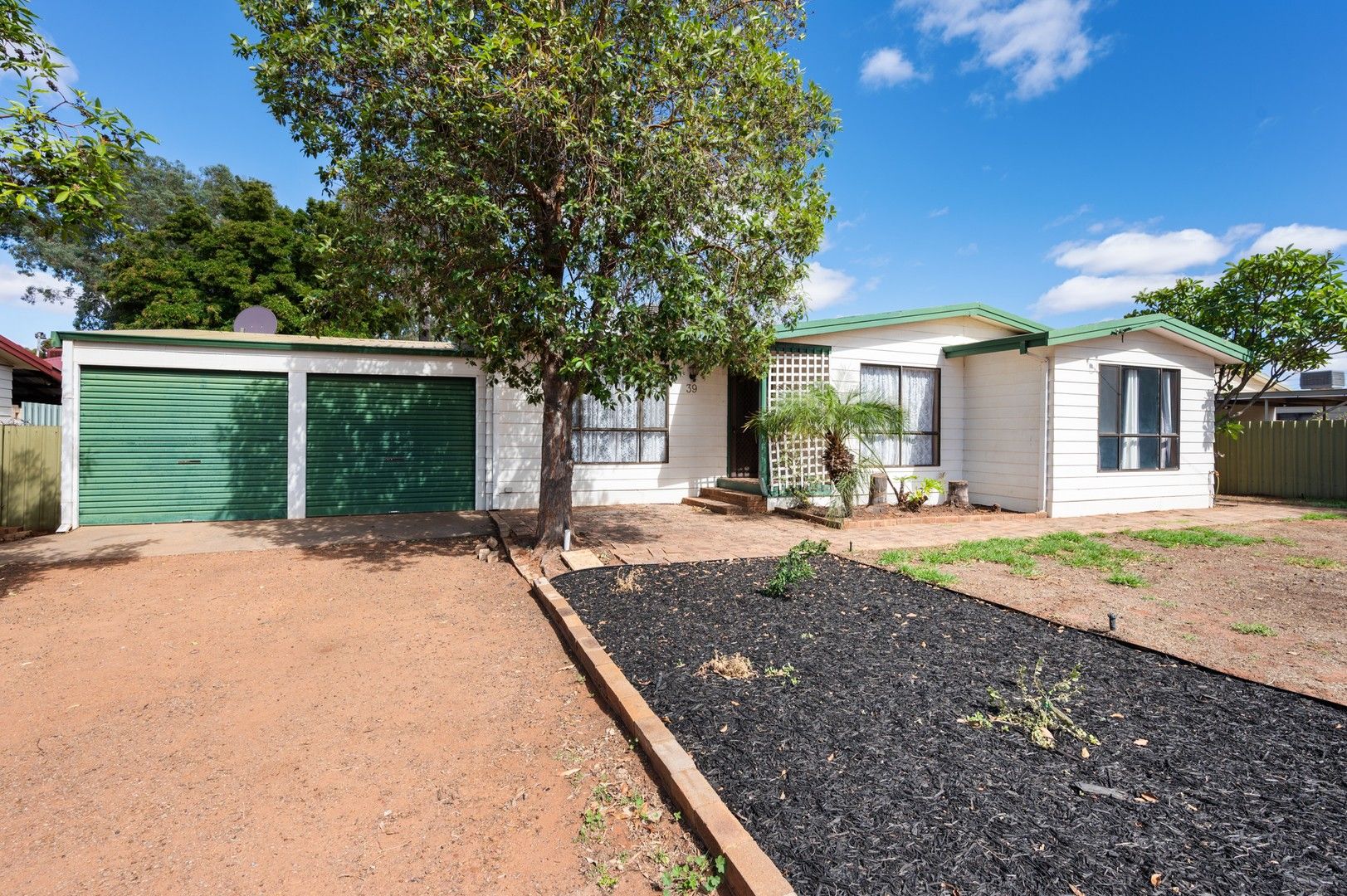 39 Hawkins Street, West Lamington WA 6430, Image 0