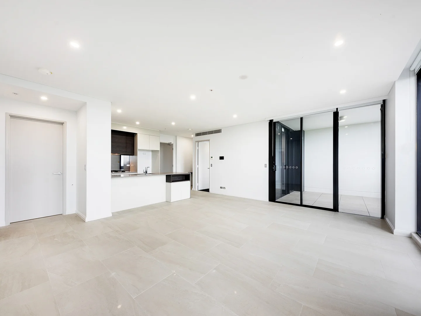 Additional image 3 of 2B/3 Finch Drive, Eastgardens NSW 2036