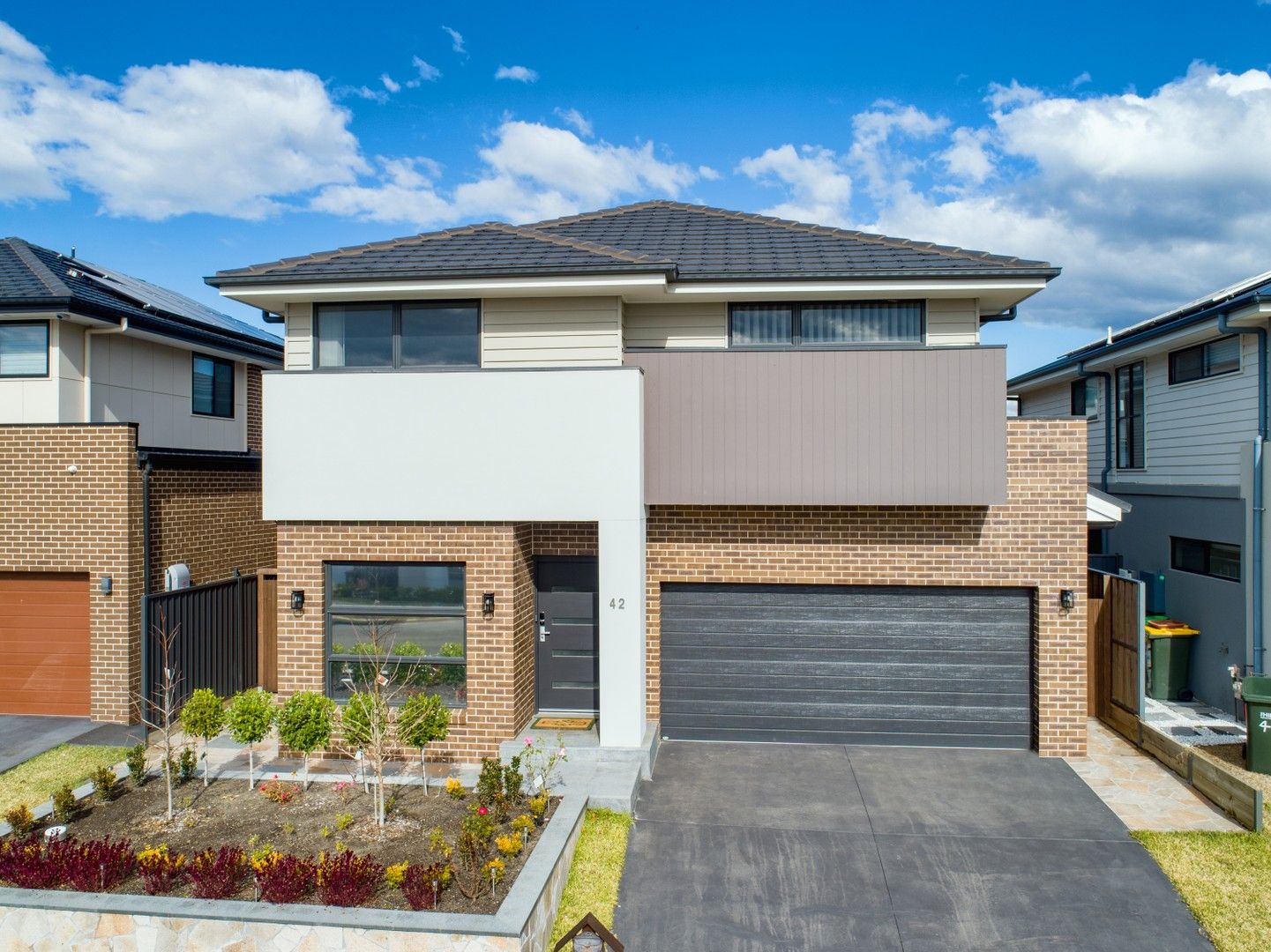 4 bedrooms House in 42 Wadham Street BOX HILL NSW, 2765