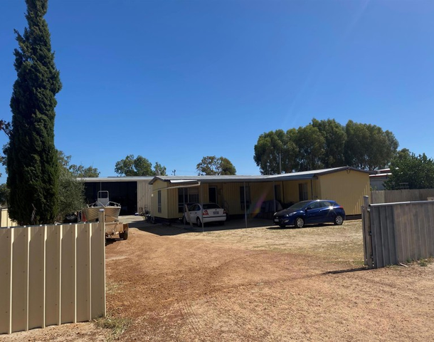 8 King Street, Eneabba WA 6518