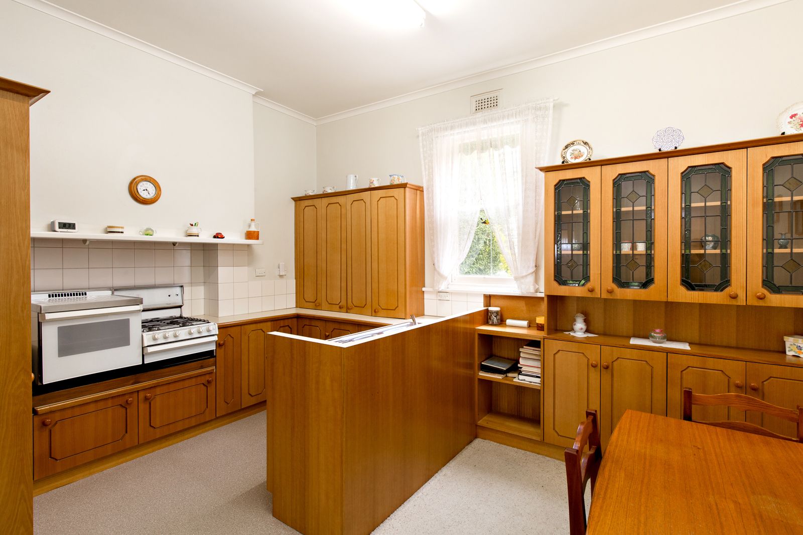 701 Doveton Street North, Soldiers Hill VIC 3350, Image 2