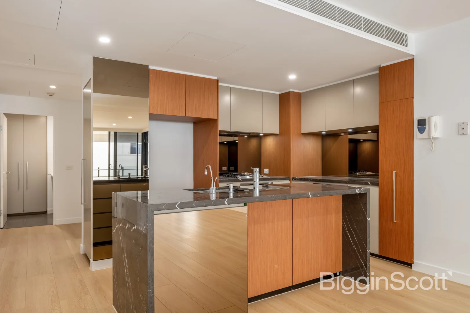 Additional image 2 of 405/108 Bay Street, Port Melbourne VIC 3207