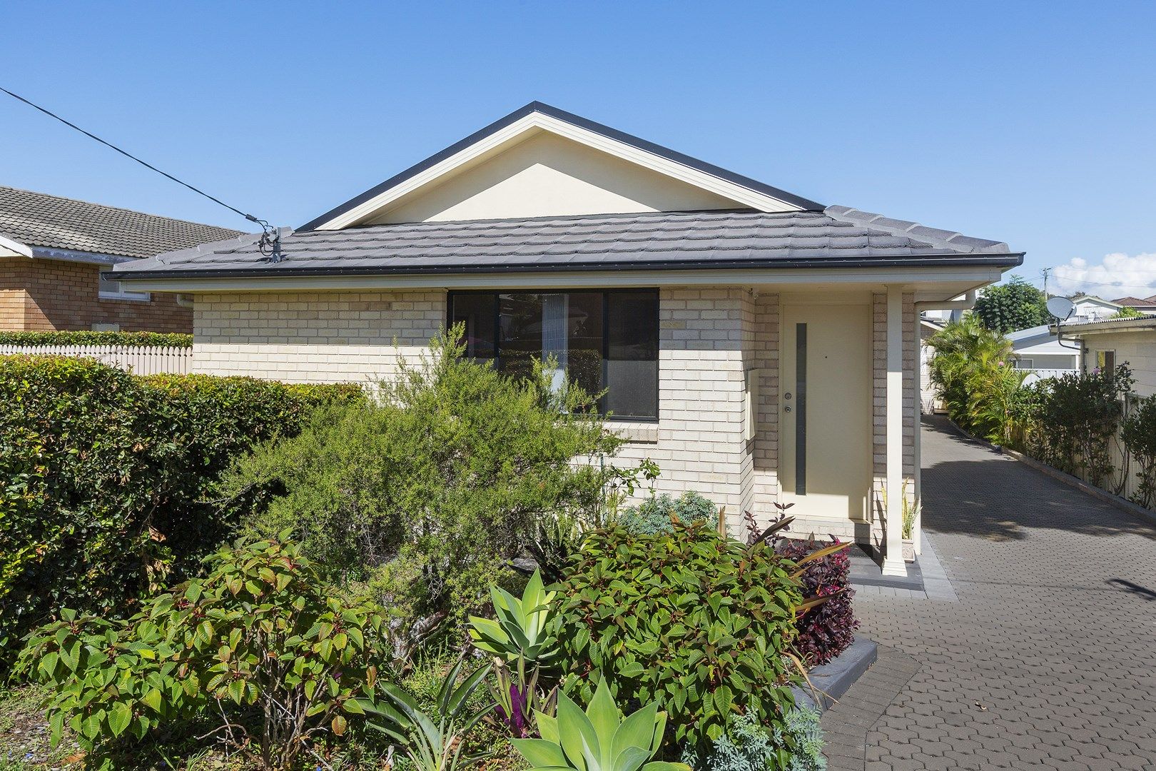 13 Karooah Avenue, Blue Bay NSW 2261, Image 0