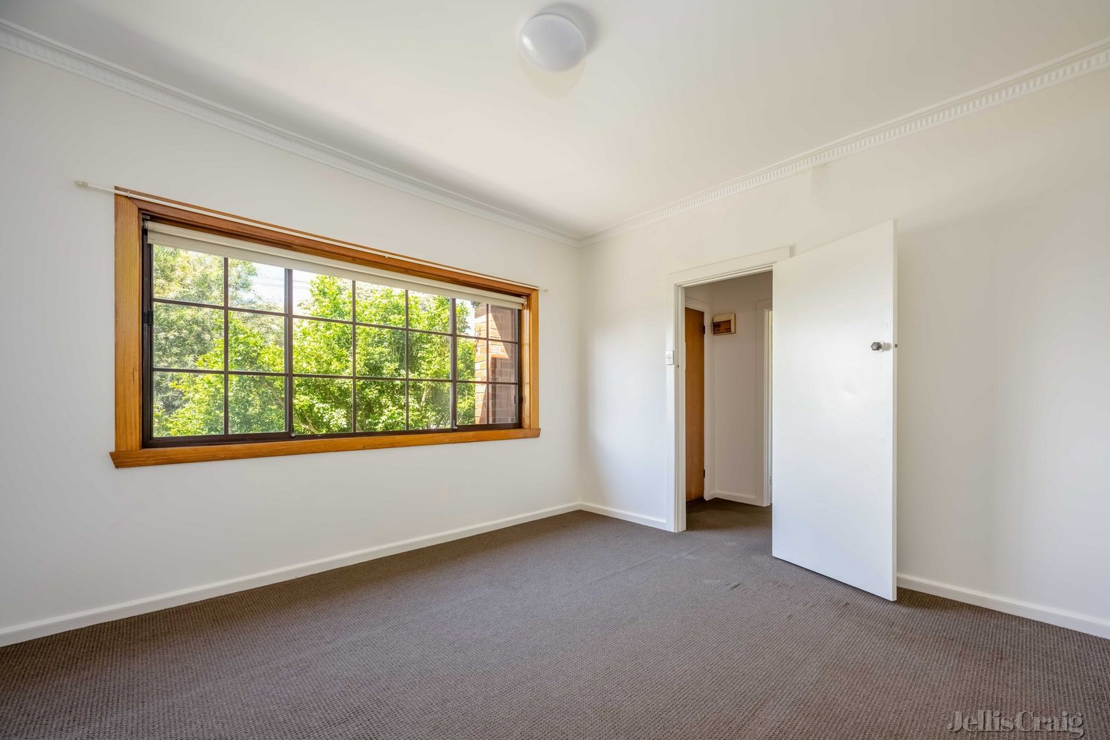 19 Erskine Avenue, Reservoir VIC 3073 House For Rent 500 Domain